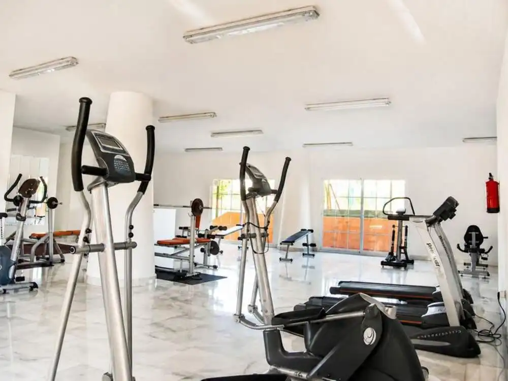 Apartament de lloguer en Estepona amb Aire condicionat, Terrassa i Piscina