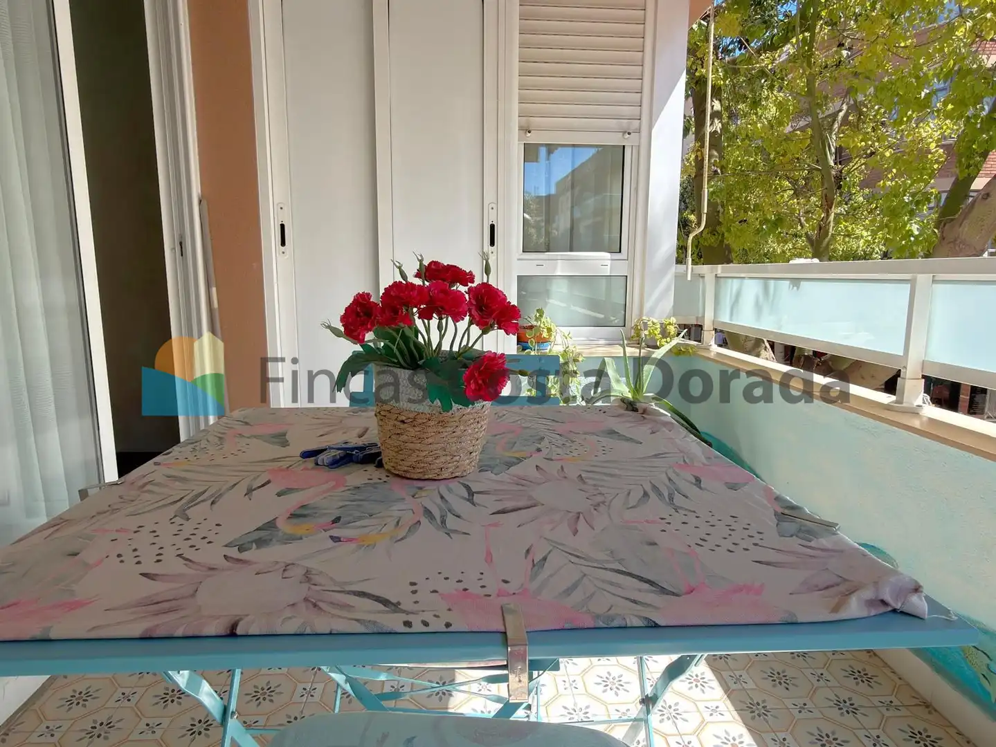 Terrasse von Wohnung zum Verkauf in Cubelles mit Klimaanlage, Heizung und Terrasse