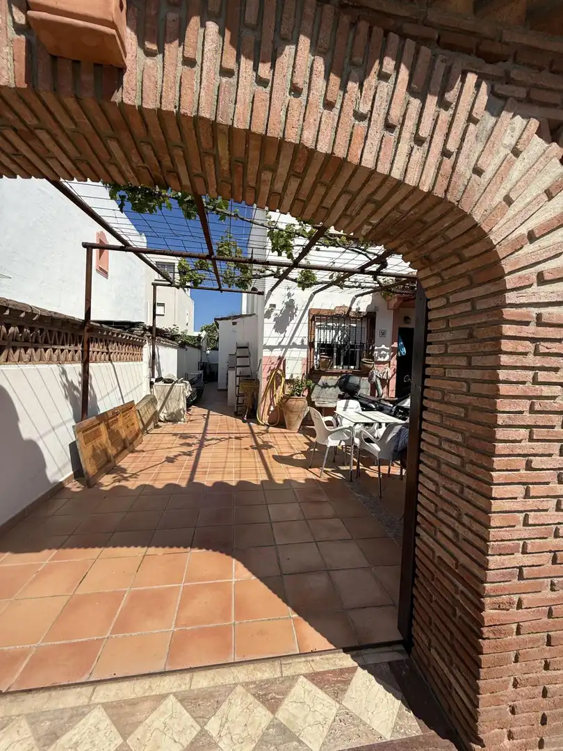 Casa adosada en venda a LOS MOLINOS, 31, Sierra de Estepona - Avda. de Andalucía
