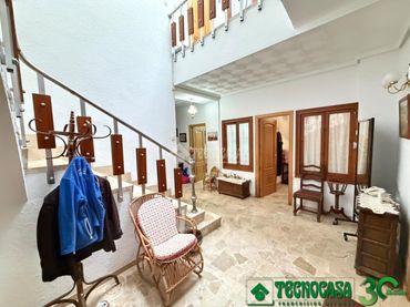 Casa aparellada en venda a Alcázar de San Juan
