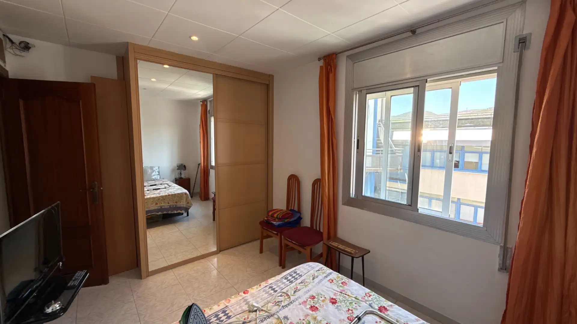 Dormitori de Pis en venda en Castelldefels amb Aire condicionat i Balcó