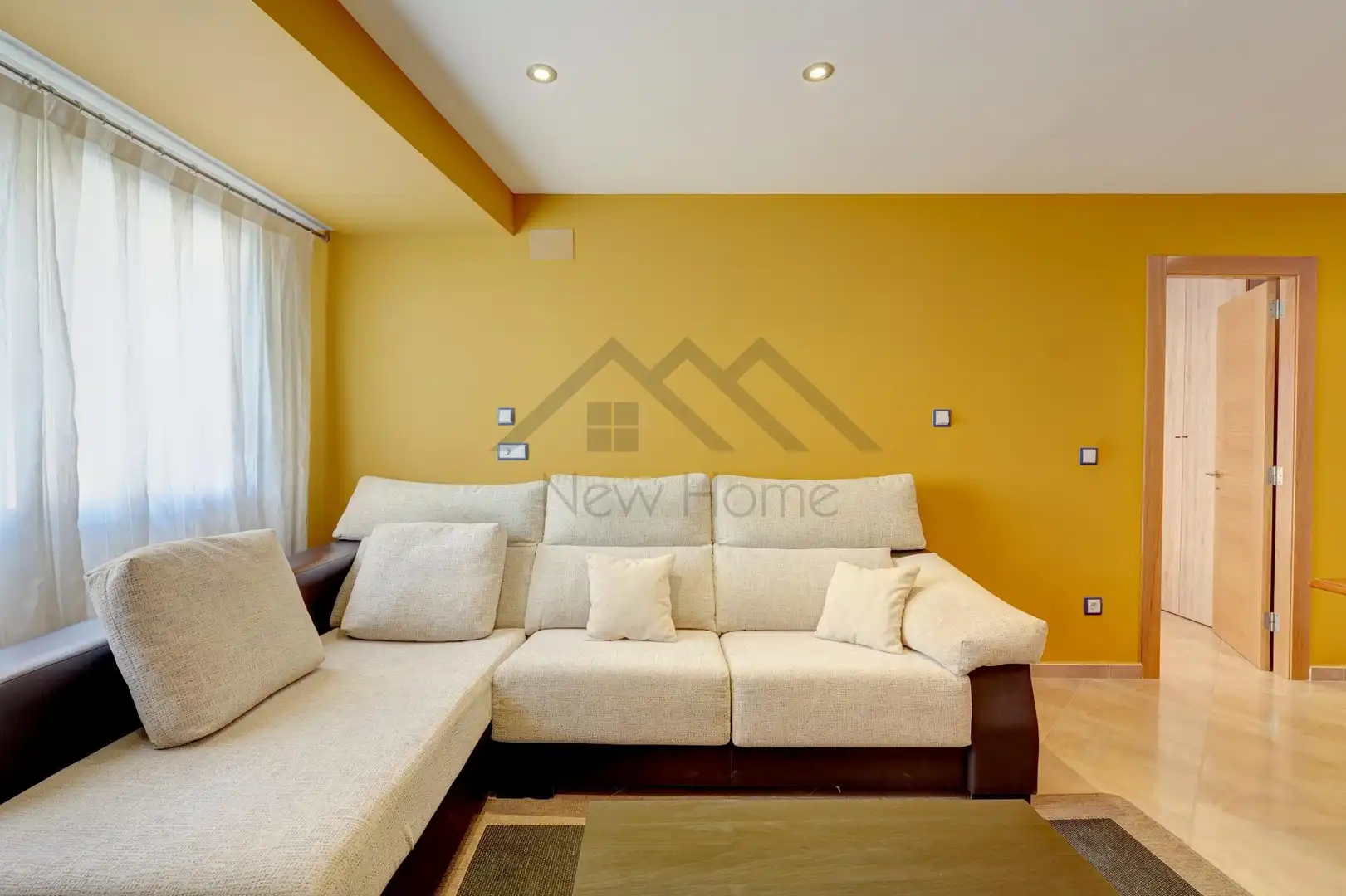 Living room of Flat for sale in La Pobla de Vallbona  with Air Conditioner, Heating and Balcony