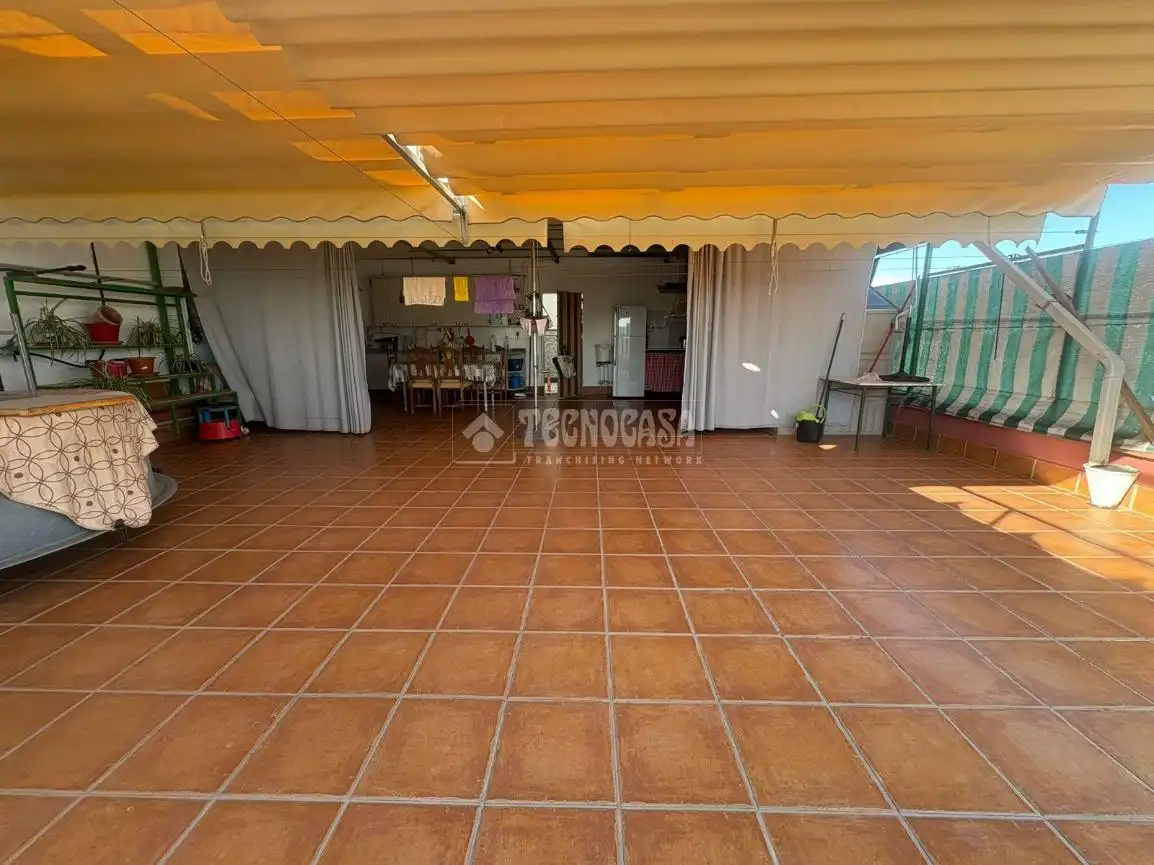 Terrasse von Einfamilien-Reihenhaus zum Verkauf in Andújar mit Terrasse und Balkon