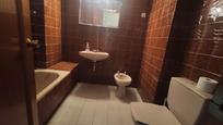 Bathroom of Flat for sale in  Madrid Capital