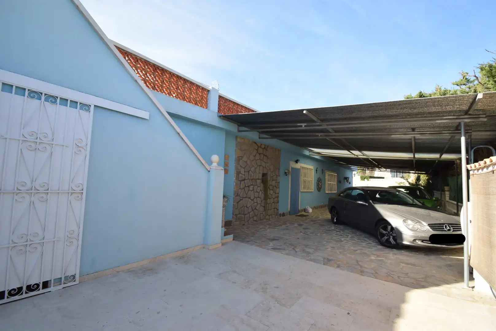 Vista exterior de Casa o chalet en venta en La Nucia con Aire acondicionado, Calefacción y Trastero