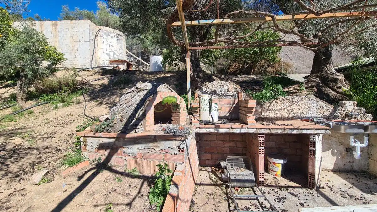 Jardí de Finca rústica en venda en Canillas de Albaida amb Aire condicionat, Calefacció i Jardí privat