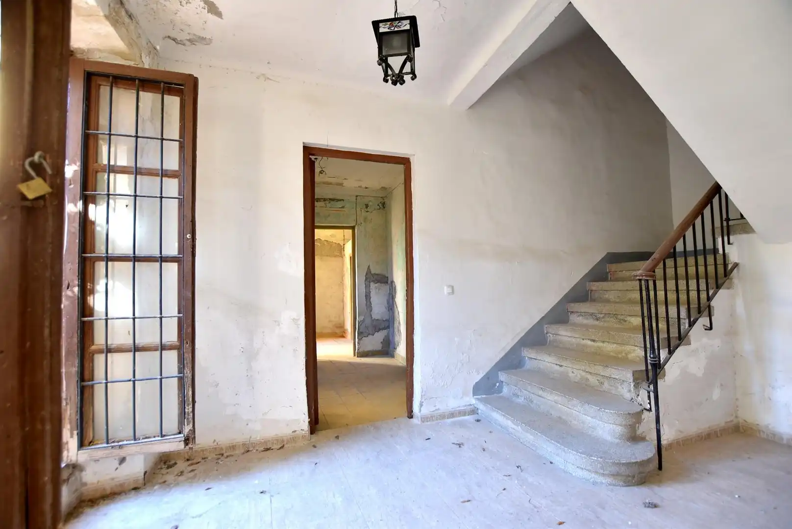 Edificio en venta en Guadix