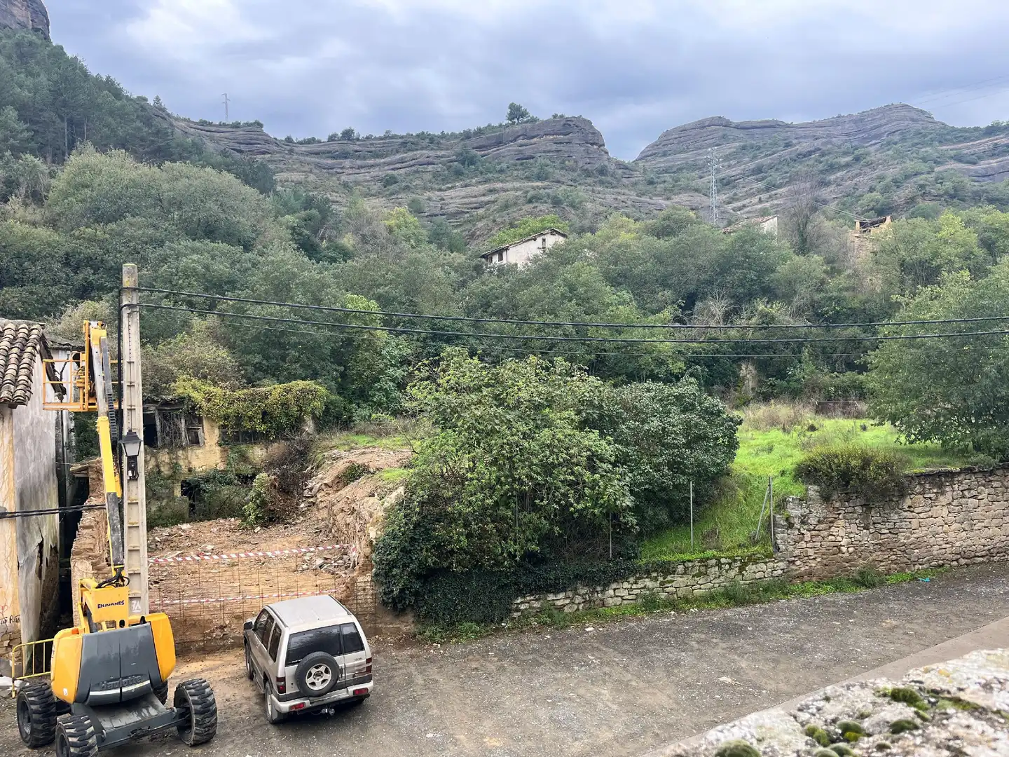 Industrial buildings for sale in Graus