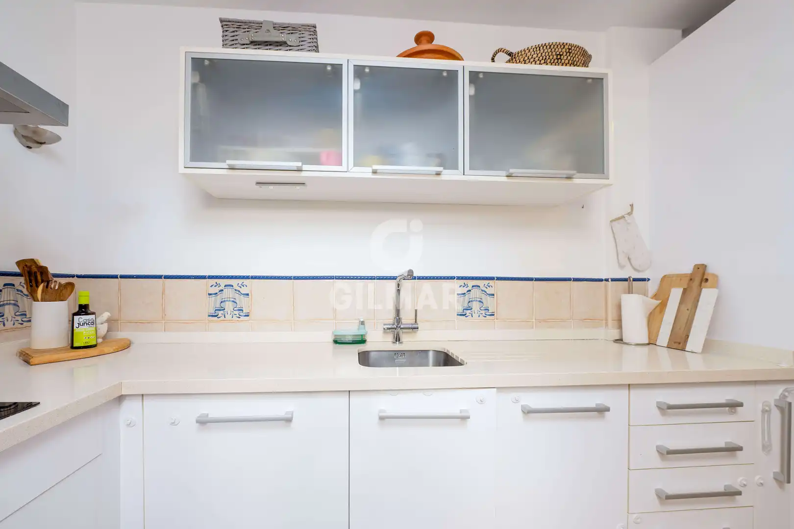 Küche von Einfamilien-Reihenhaus zum Verkauf in Tarifa mit Heizung, Privatgarten und Schwimmbad
