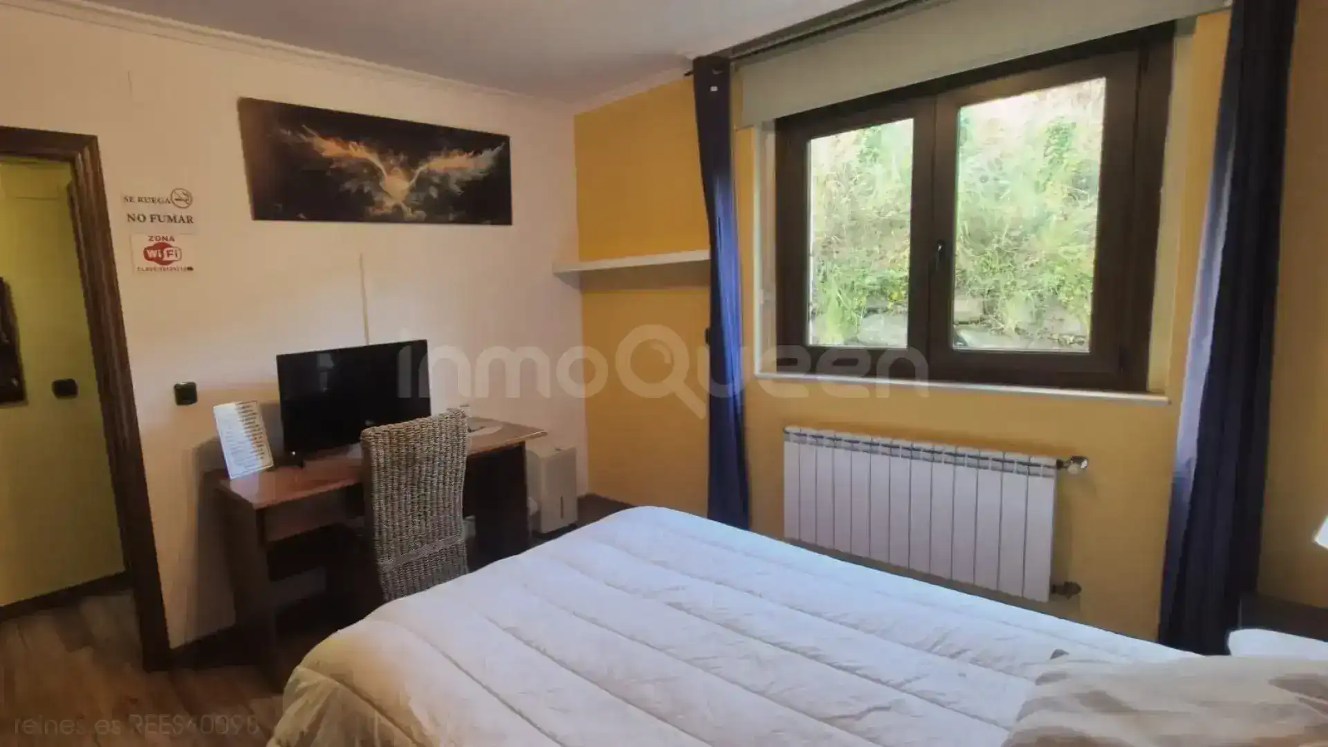Habitación de Edificio en venta en Foz