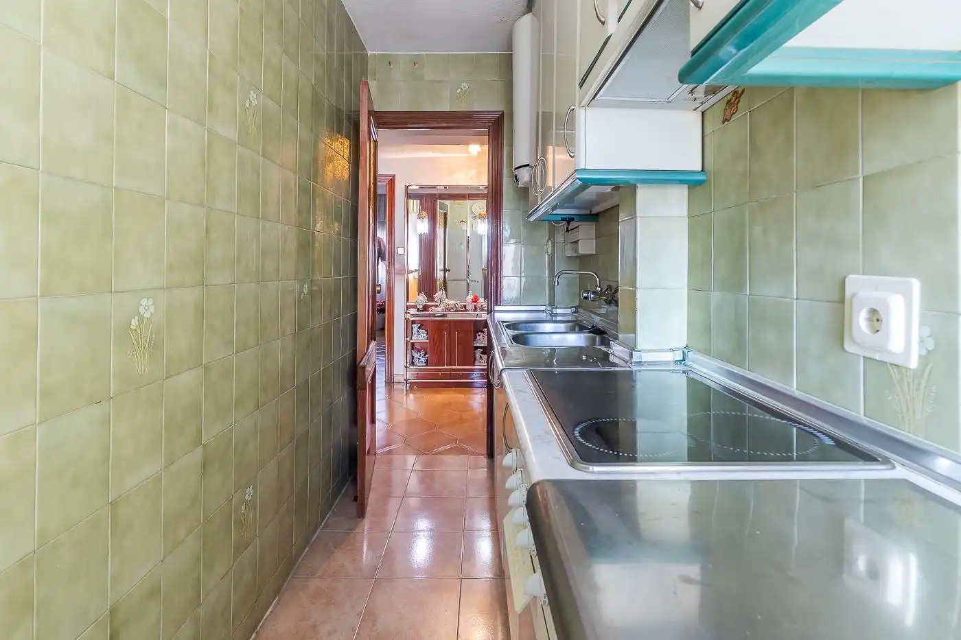 Kitchen of Flat for sale in Madrid