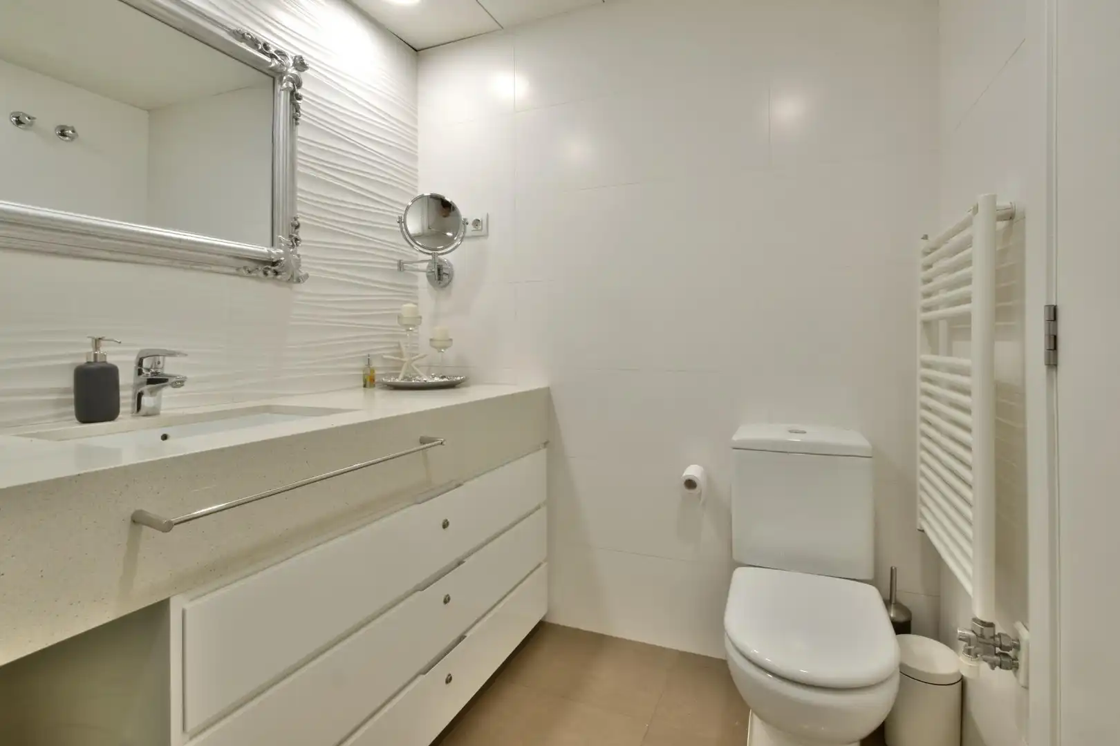 Baño de Piso en venta en Barcelona con Parquet, Terraza y Balcón