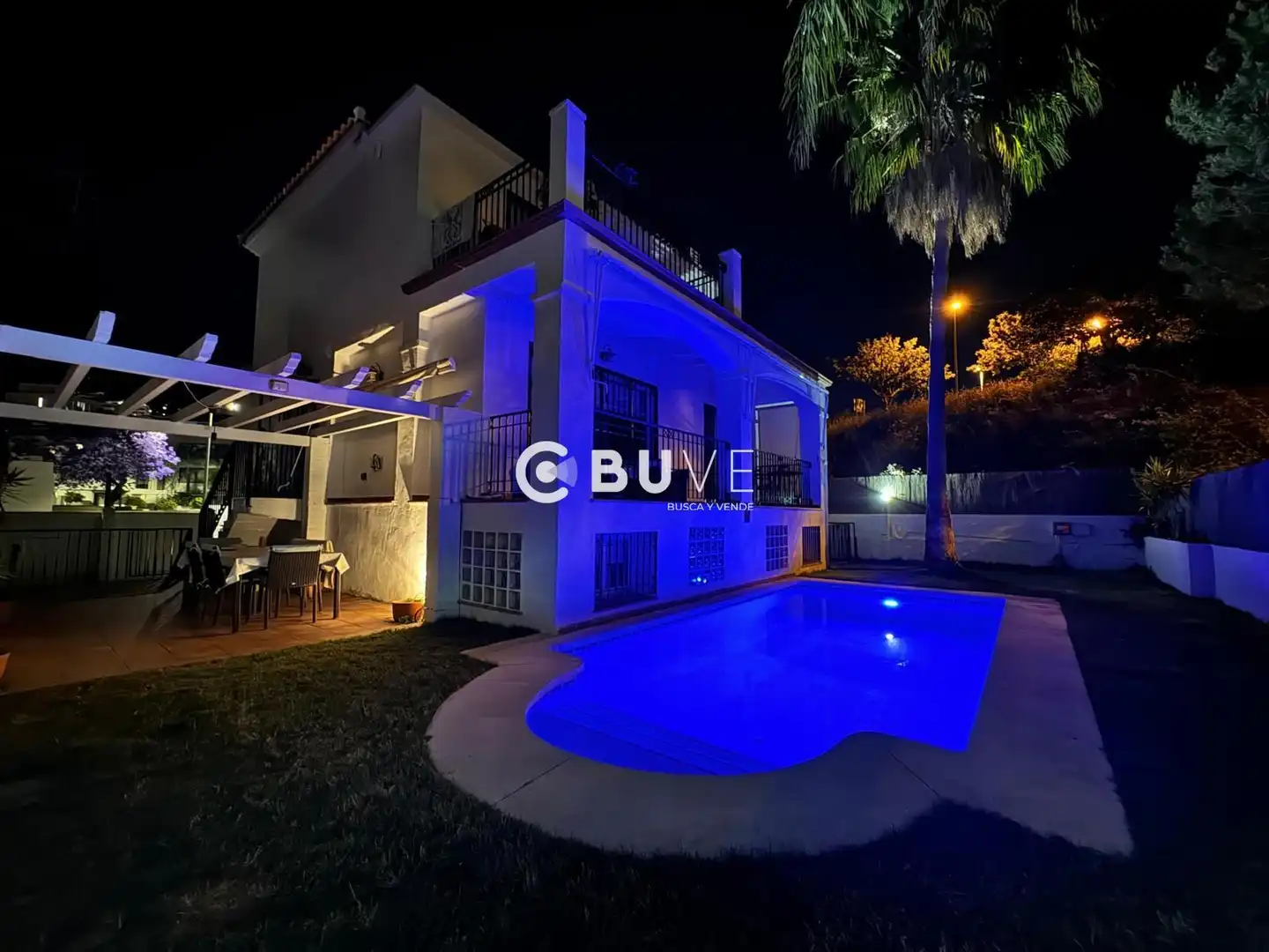 Vista exterior de Casa o chalet en venta en Benalmádena con Aire acondicionado, Calefacción y Jardín privado