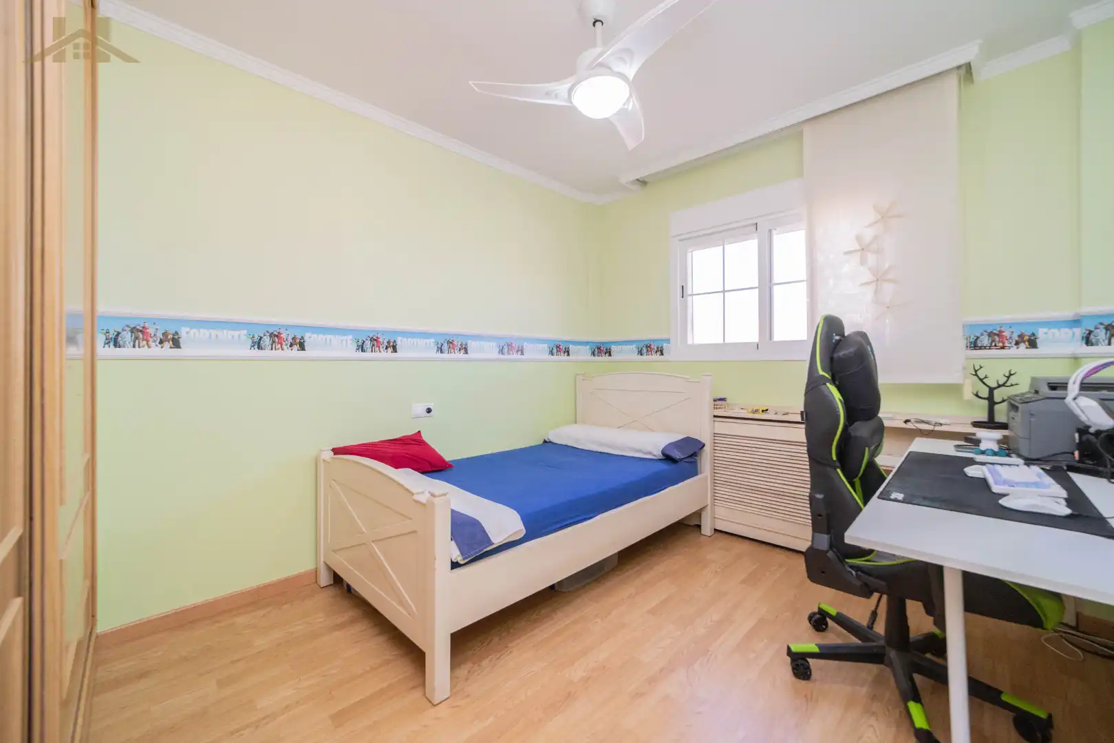 Bedroom of Detached homes for sale in Navalcarnero  with Air Conditioner, Heating and Private garden