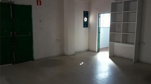 Nave Industrial en venta en Políg. Industriales  El Pino, 1 dormitorio., imatge 3