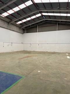 Nave industrial en Alquiler en Picassent