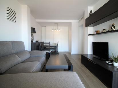 Sala d'estar de Apartament en venda en Sabiñánigo amb Aire condicionat i Terrassa