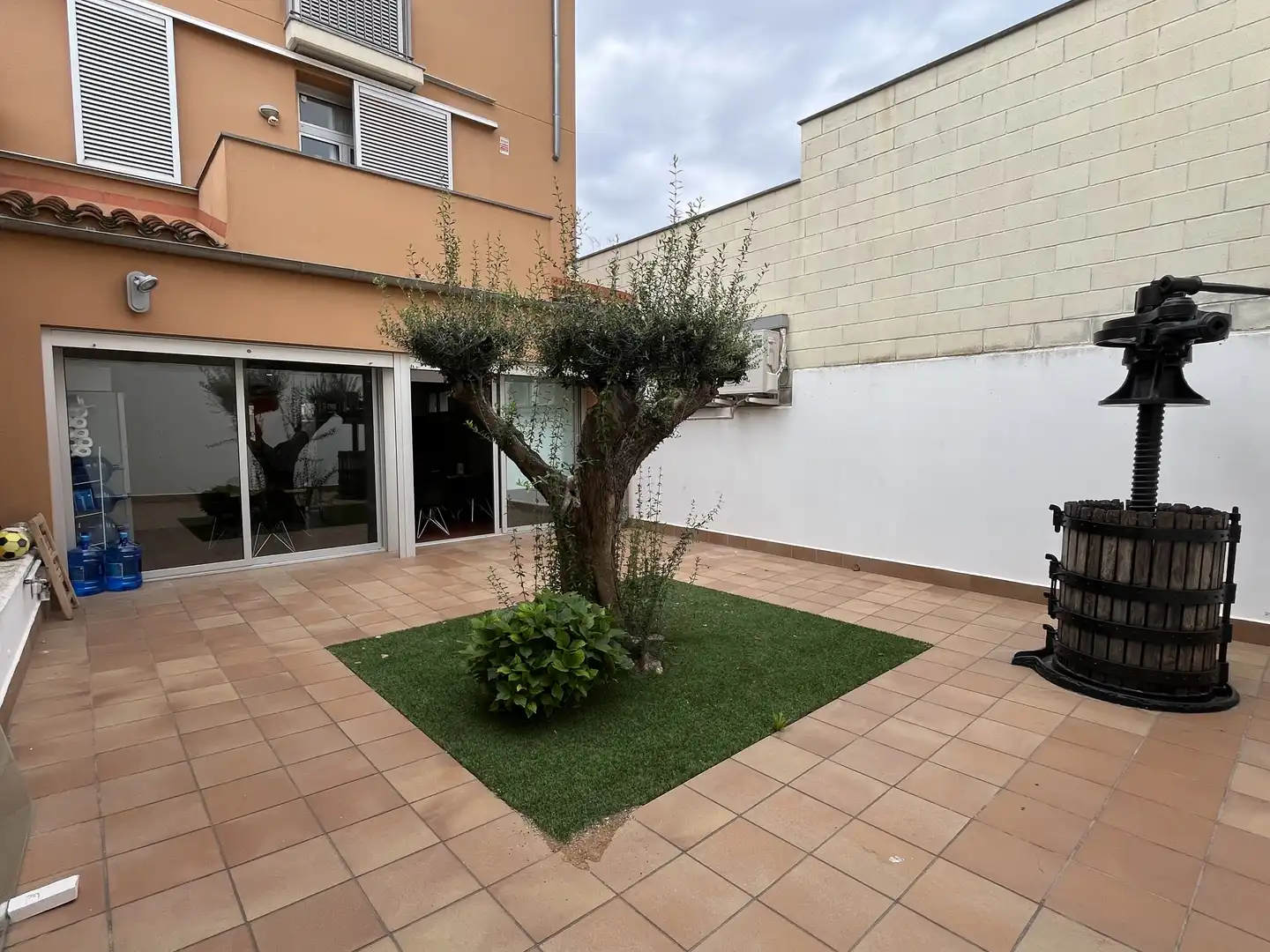 Office space to rent in Nucli Urbà, imagen 13