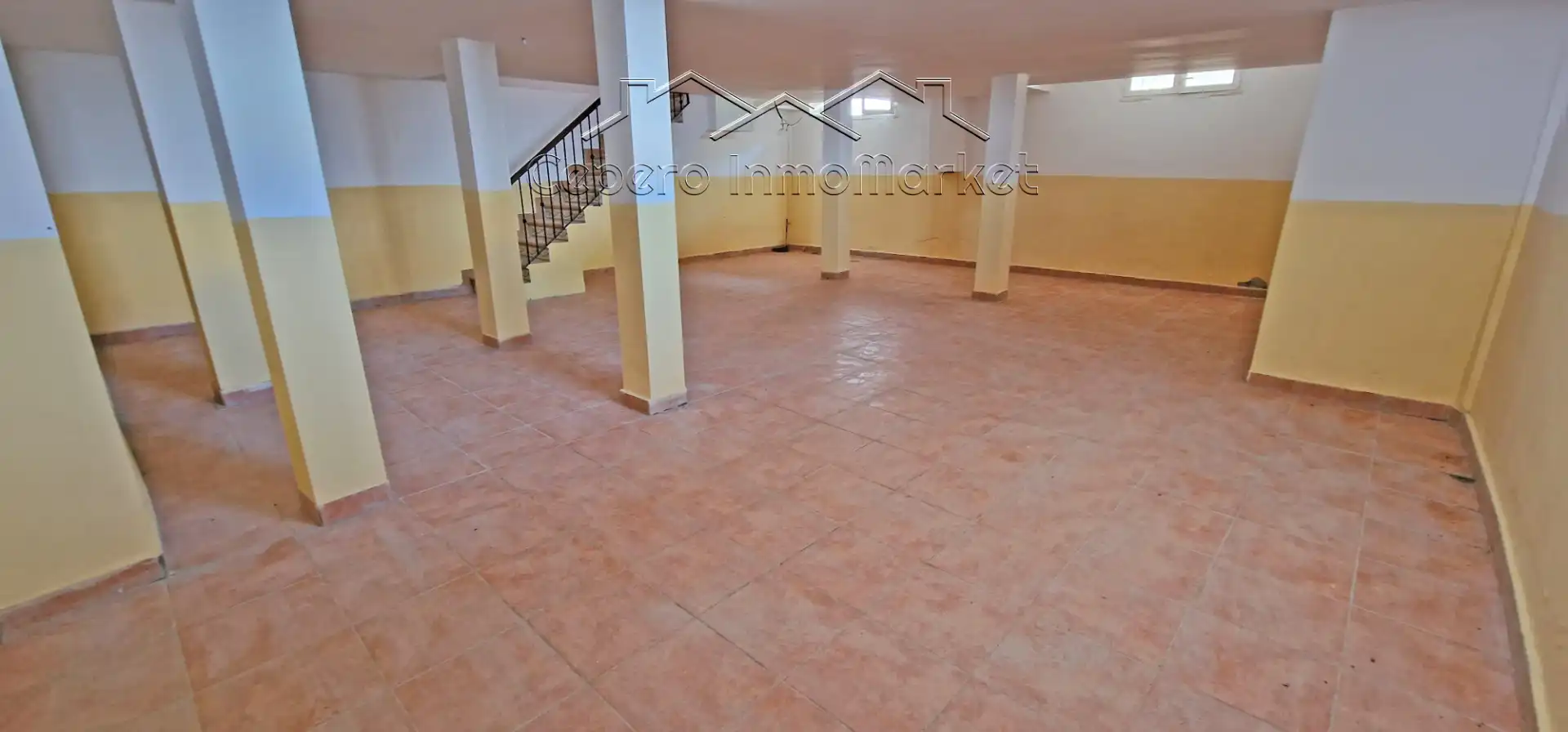 Einfamilien-Reihenhaus zum Verkauf in El Puerto de Santa María mit Privatgarten und Balkon