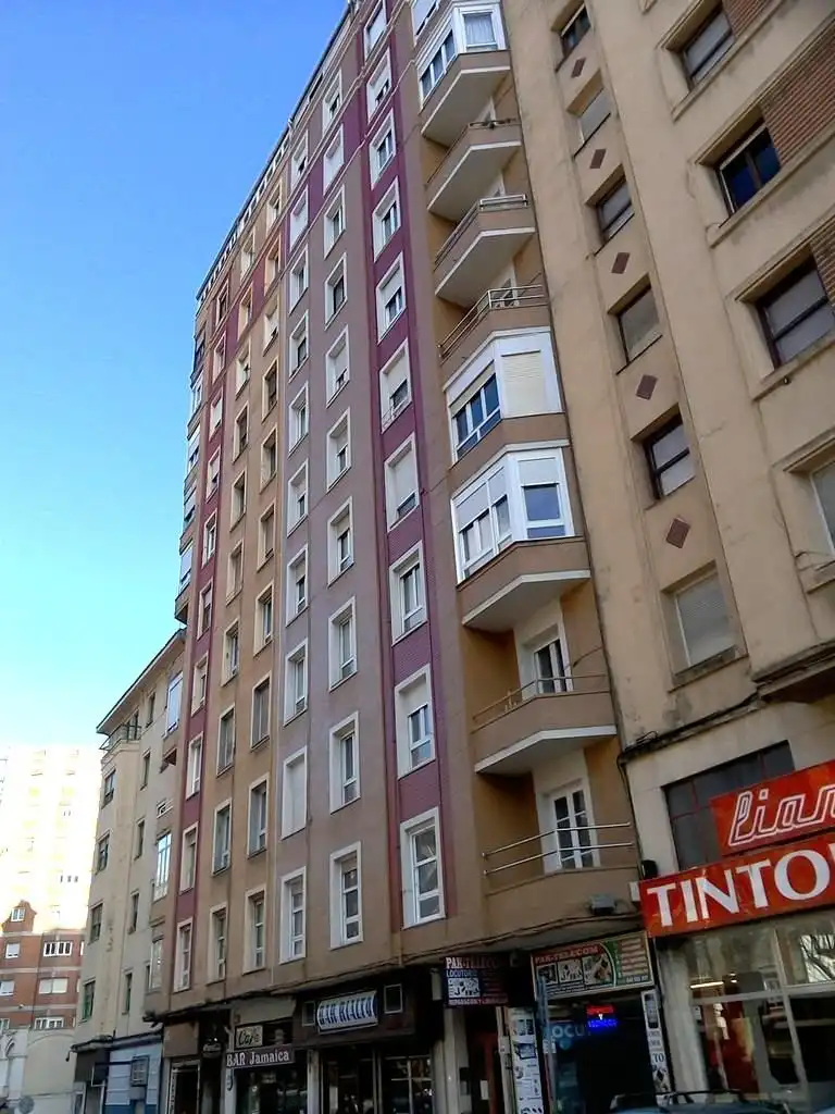 Außenansicht von Wohnung zum Verkauf in Santander mit Heizung und Möbliert