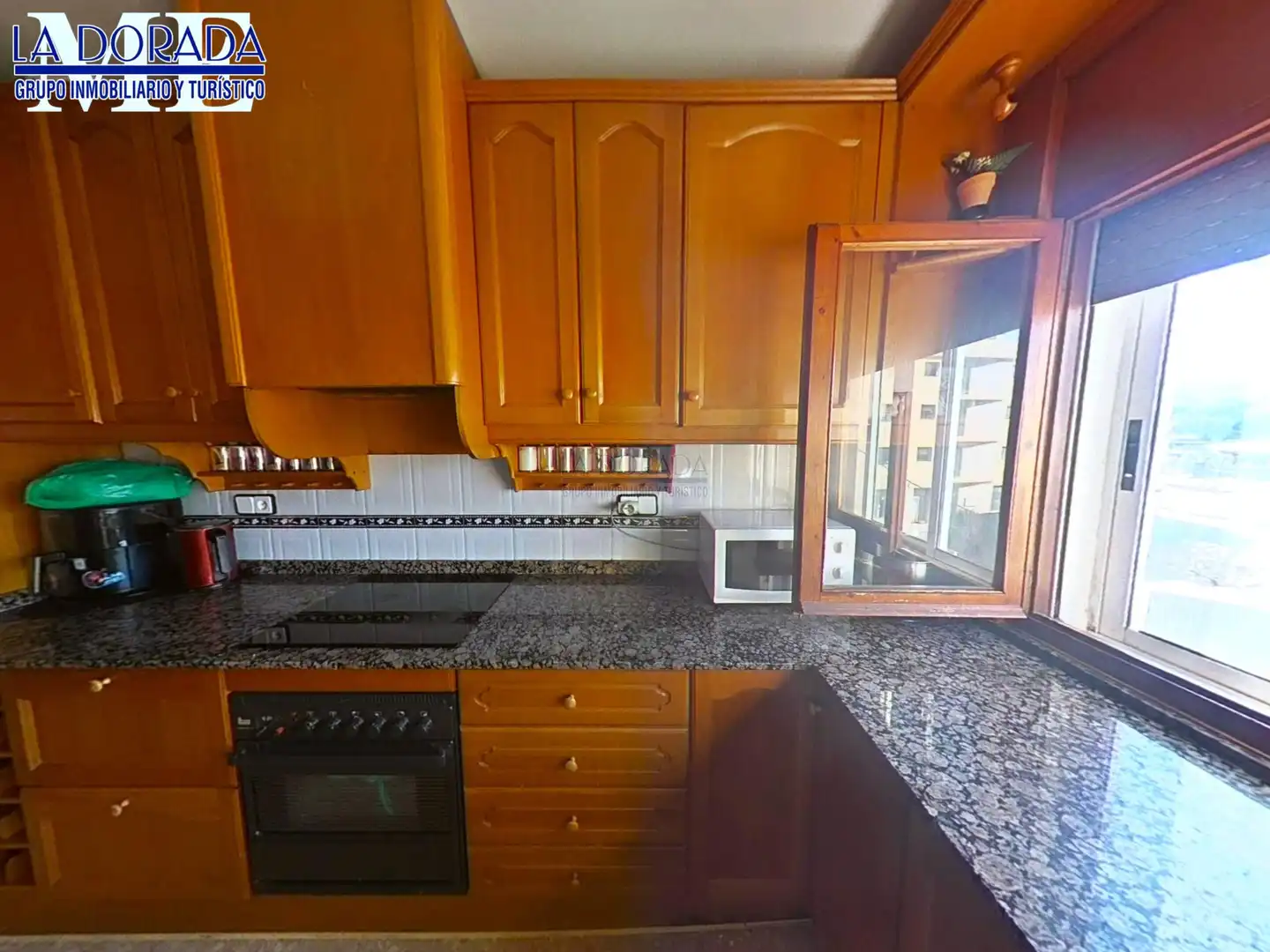 Cocina de Piso en venta en Mont-roig del Camp con Trastero, Amueblado y Balcón