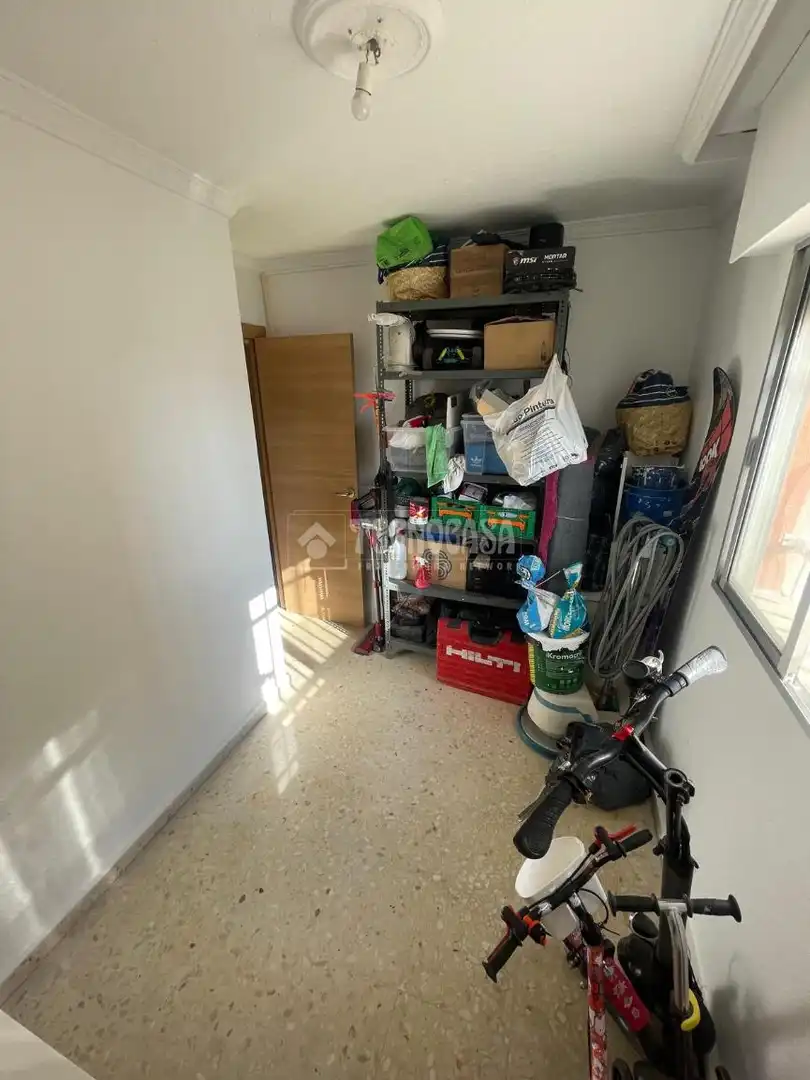 Flat for sale in Sevilla  with Air Conditioner and Terrace