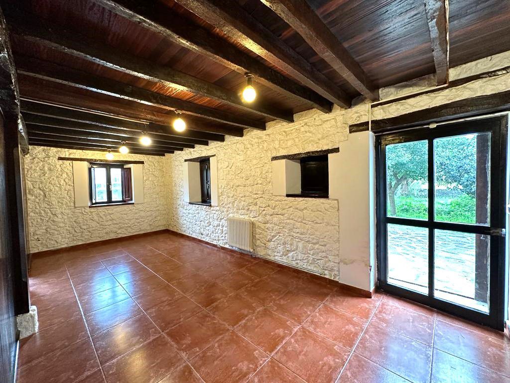 House or chalet for sale in Solórzano  with Heating, Storage room and Balcony
