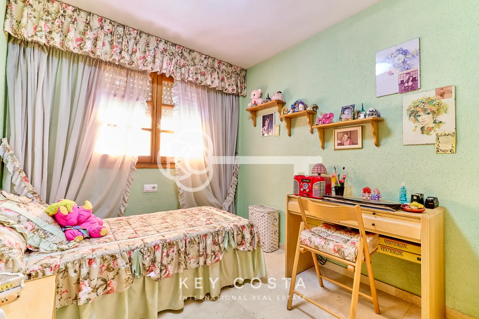 Dormitori de Casa adosada en venda en Alicante / Alacant amb Aire condicionat, Jardí privat i Terrassa