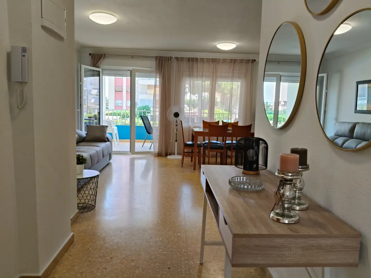 Wohnzimmer von Wohnungen zur Miete in Gandia mit Terrasse, Möbliert und Gemeinschaftspool