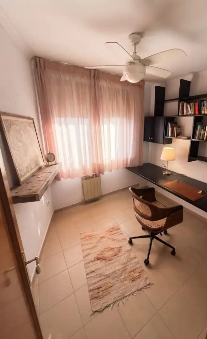 Chalet en venta en Plaça Universal, imagen 2