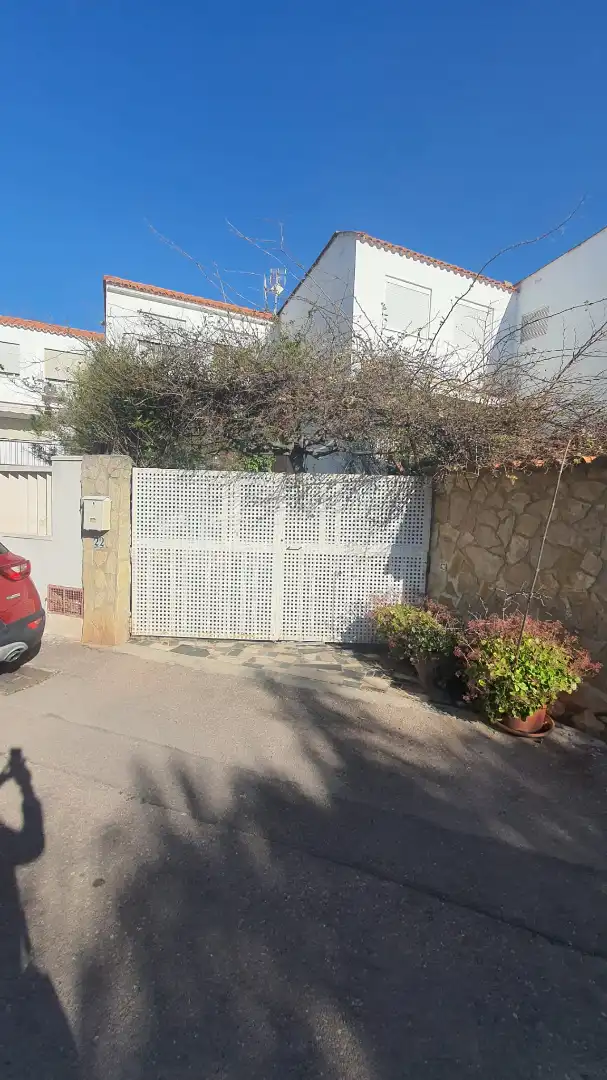 Jardí de Casa adosada en venda en Benicasim / Benicàssim amb Aire condicionat i Moblat