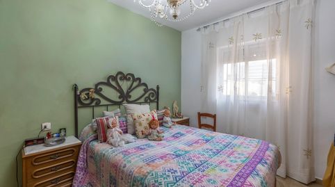 Foto 3 de Piso en venta en Calle Santa Adela, 10, Barrio de Zaidín, Granada Capital
