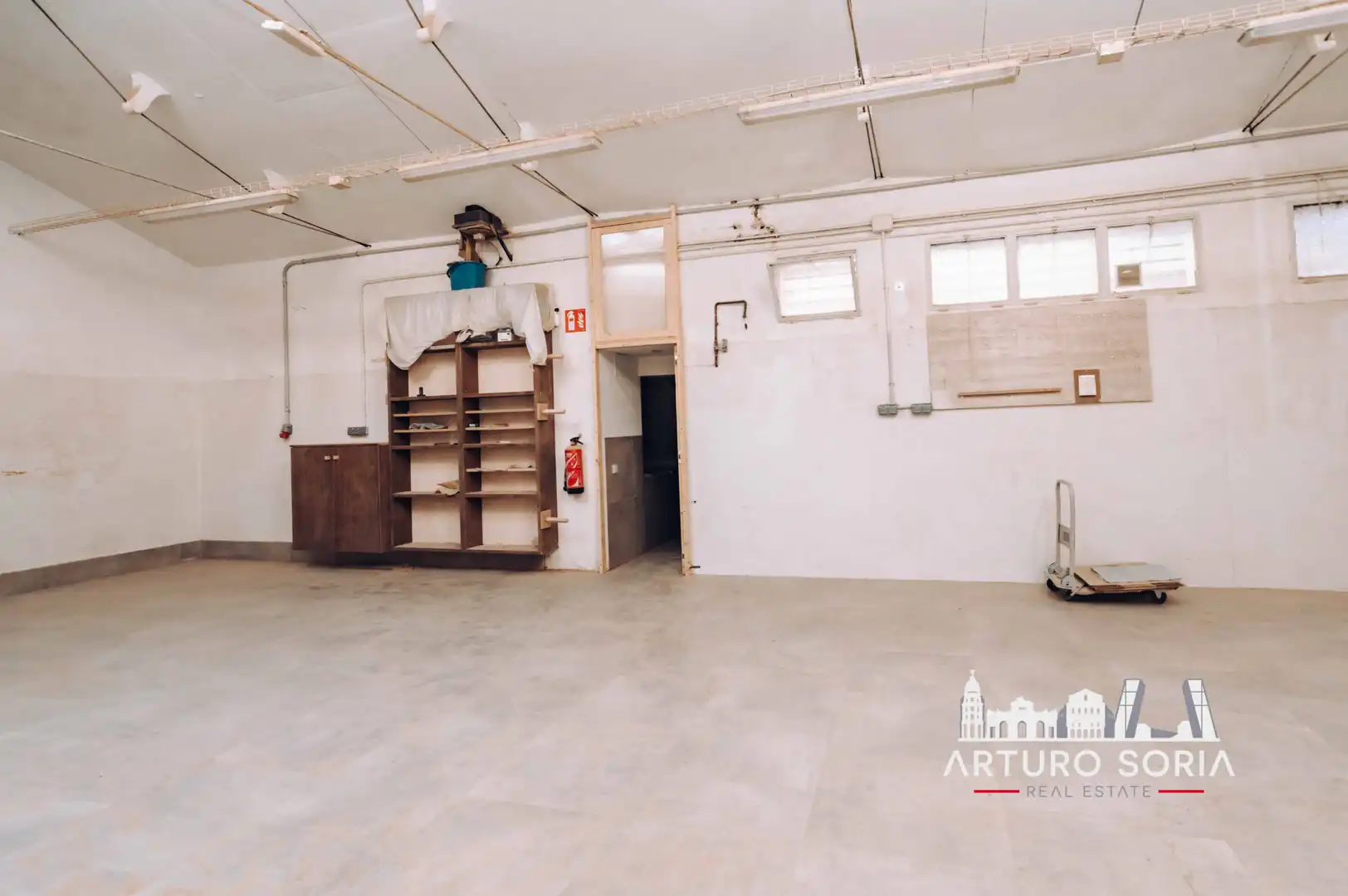 Local comercial en alquiler en Calle Miguel de la Iglesia, imagen 22