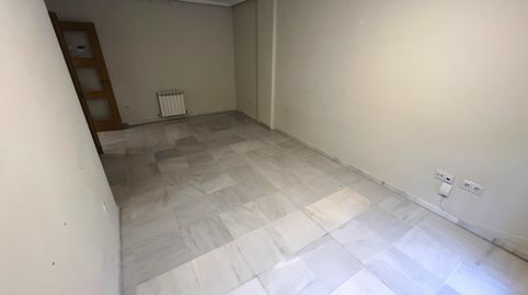 Foto 3 de Piso de alquiler en Santa Rosa - Valdeolleros, Córdoba Capital