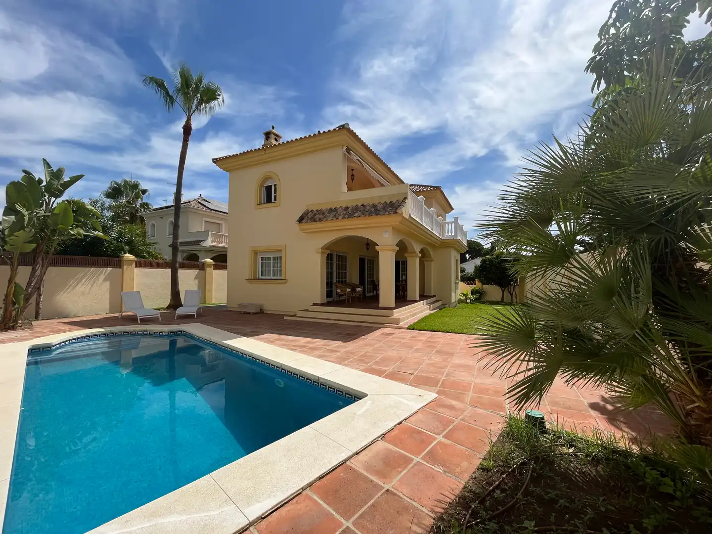 Villa mit Terrasse zur Miete in Las Chapas - El Rosario