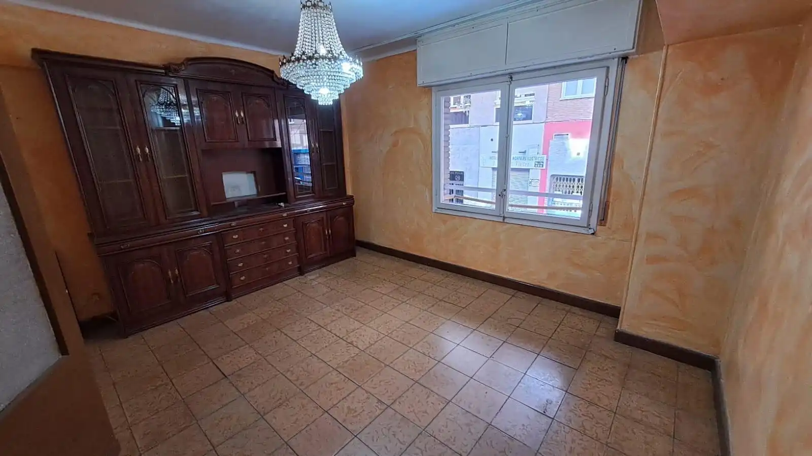 Habitación de Piso en venta en Zaragoza con Trastero