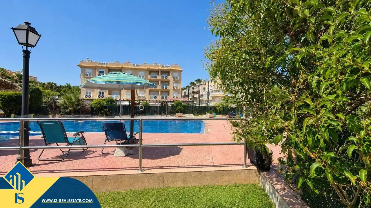 Flat with terrace for sale in Orihuela Costa, imagen 5