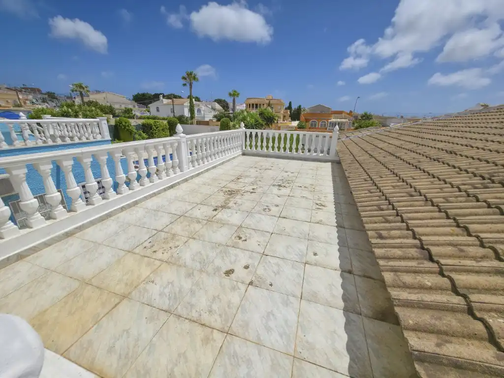 Terraza de Casa o chalet en venta en Torrevieja con Aire acondicionado, Jardín privado y Amueblado