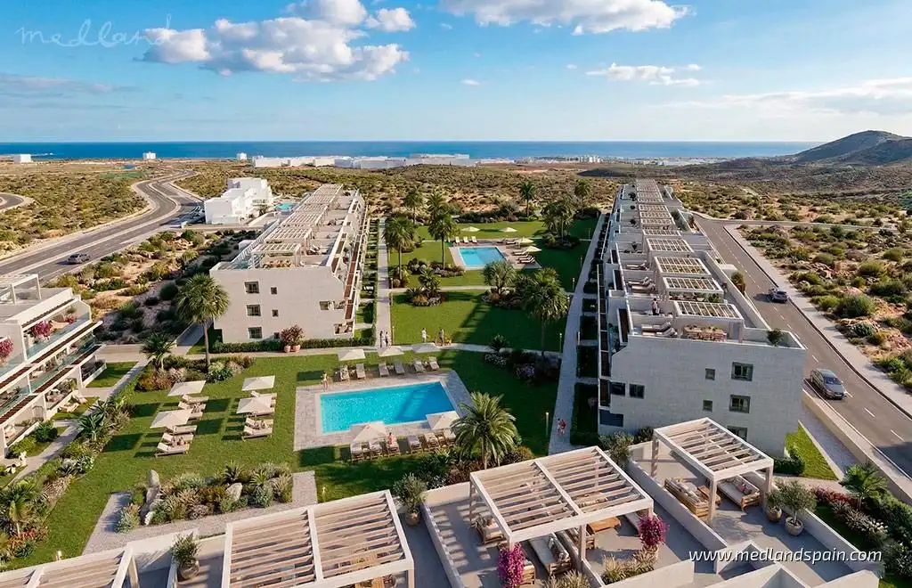 Vista exterior de Apartamento en venta en Vera con Terraza, Trastero y Piscina comunitaria