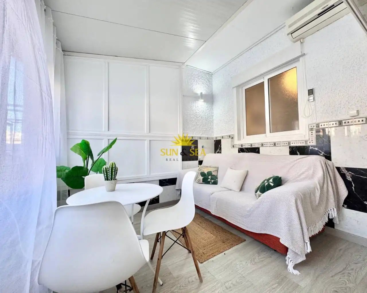Living room of Apartments for sale in Santa Pola  with Heating, Parquet flooring and Terrace