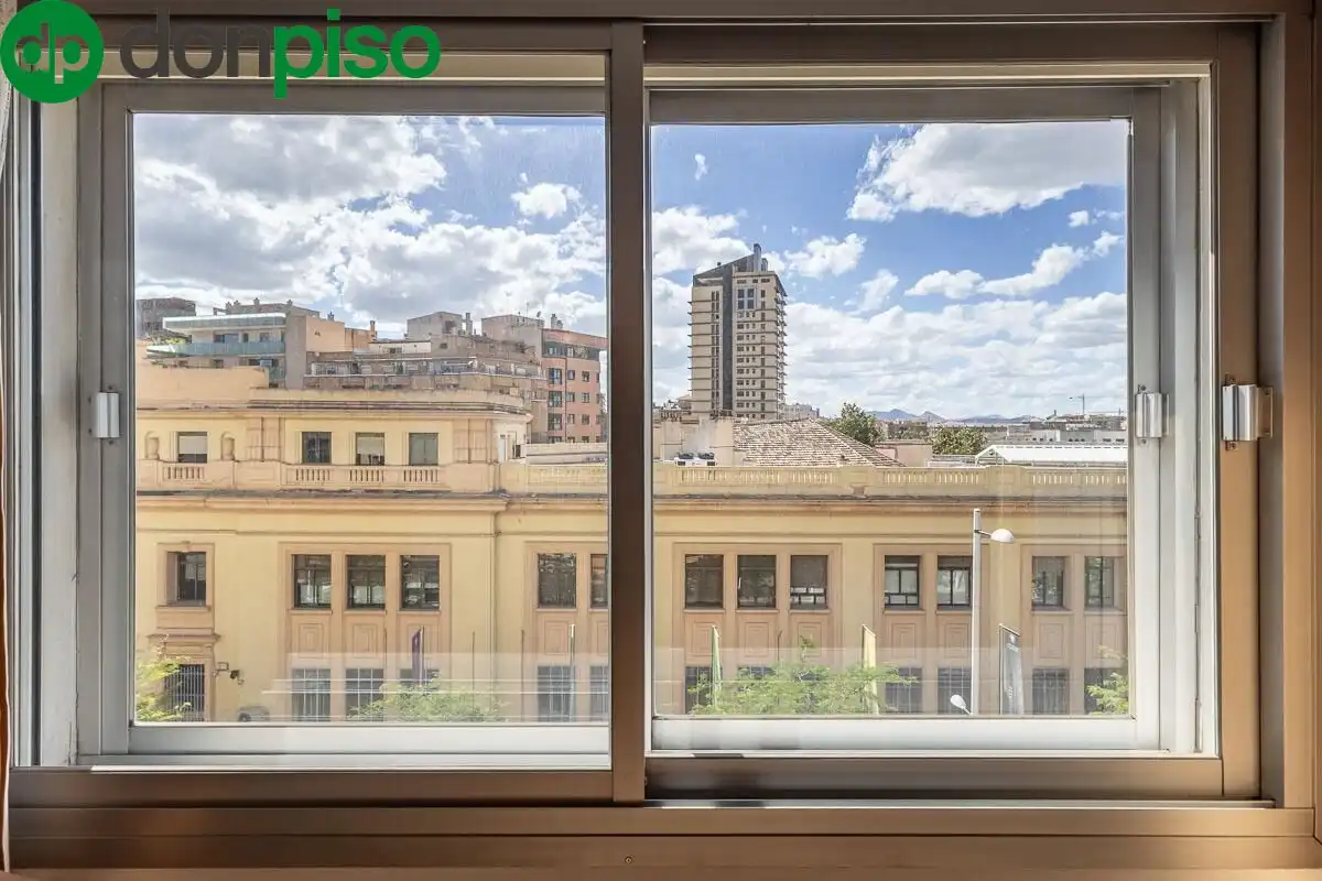 Exterior view of Flat for sale in Granada  with Air Conditioner, Heating and Terrace