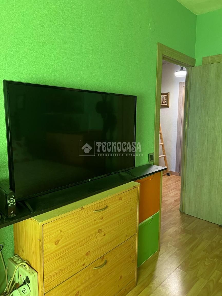 Flat for sale in  Madrid Capital  with Heating