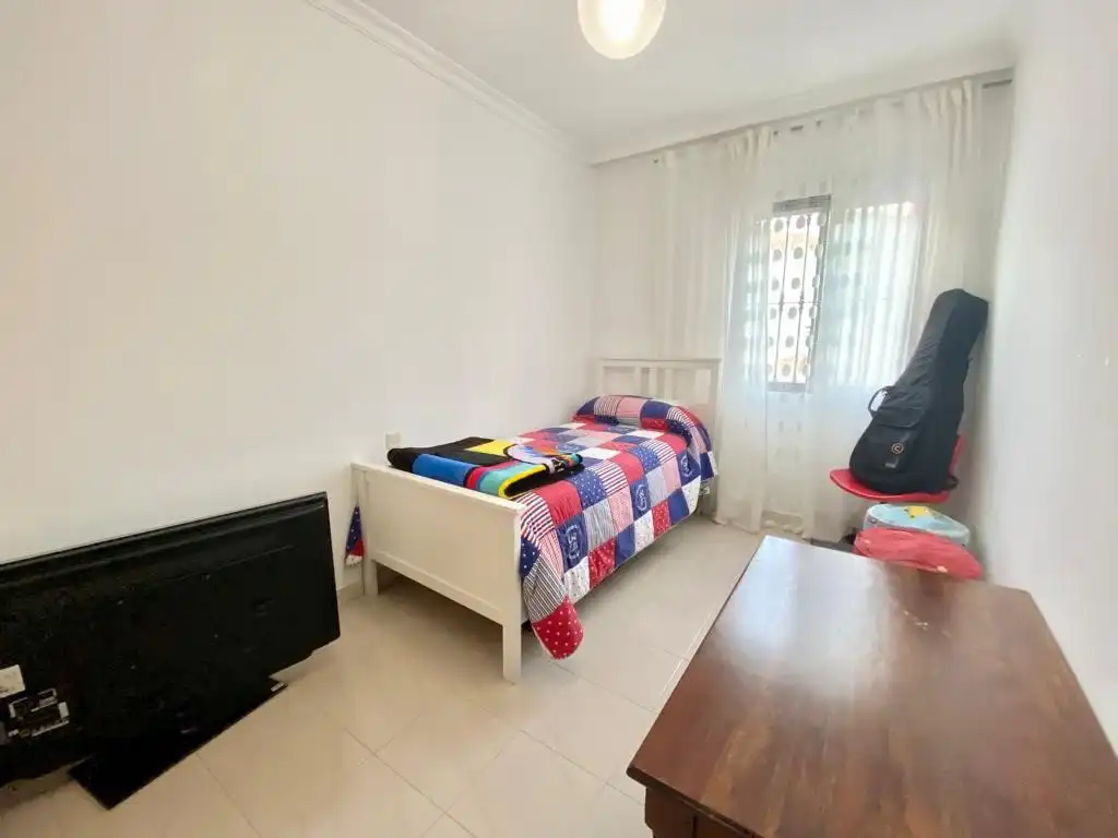 Habitación de Casa o chalet de alquiler en Vélez-Málaga con Terraza y Internet