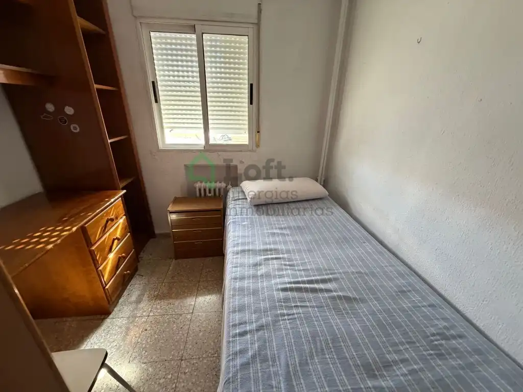 Dormitori de Pis en venda en Badajoz amb Calefacció, Moblat i Forn