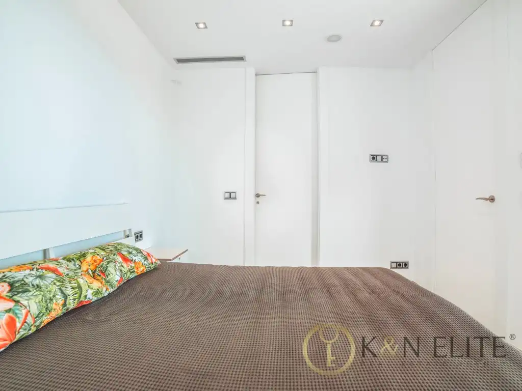 Habitación de Dúplex en venta en Benidorm con Aire acondicionado y Piscina