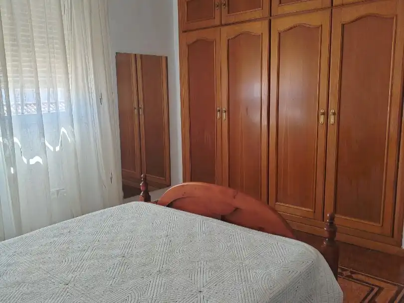 Dormitori de Pis de lloguer en Mazagón amb Aire condicionat, Terrassa i Moblat