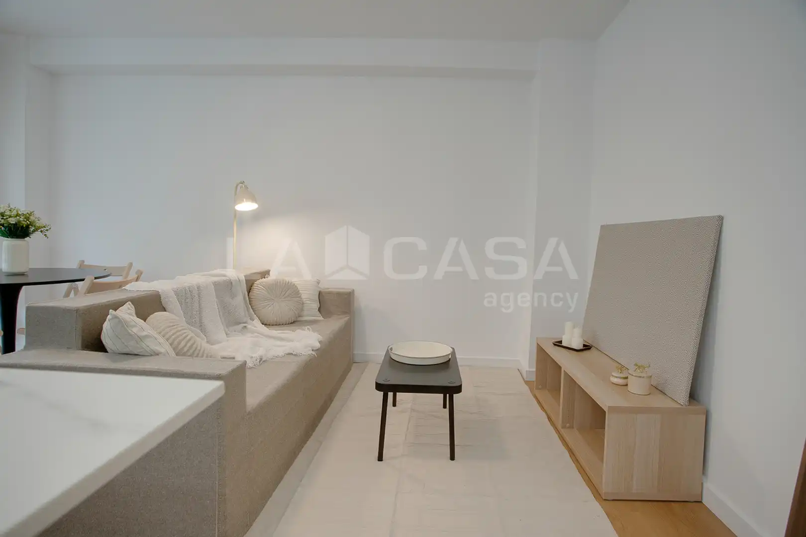 Wohnzimmer von Wohnung zum Verkauf in Barcelona mit Heizung und Balkon