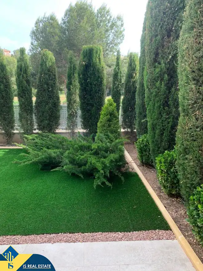 Jardí de Casa o xalet de lloguer en Orihuela amb Aire condicionat, Calefacció i Jardí privat
