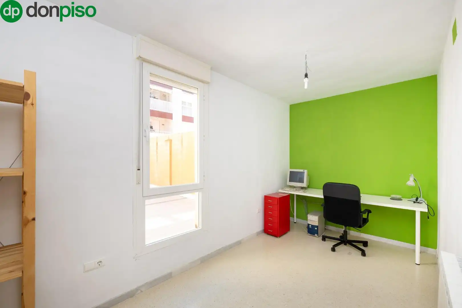 Flat for sale in Granada