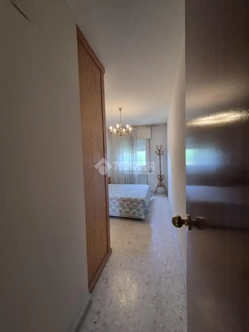 Bedroom of Flat for sale in Madrid